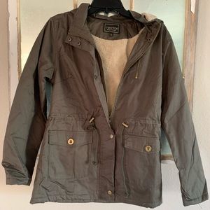 Utility jacket in olive